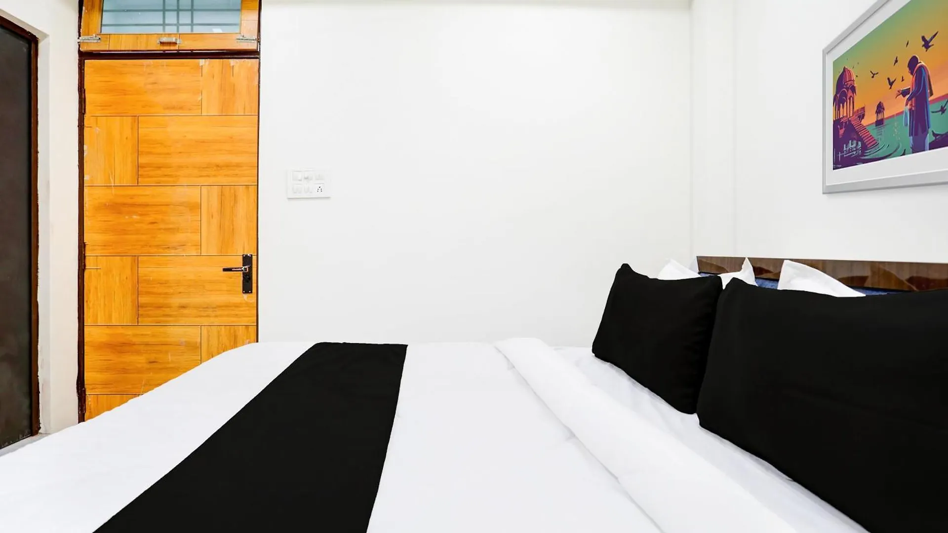 Super Hotel O B.G.P.G House Benares